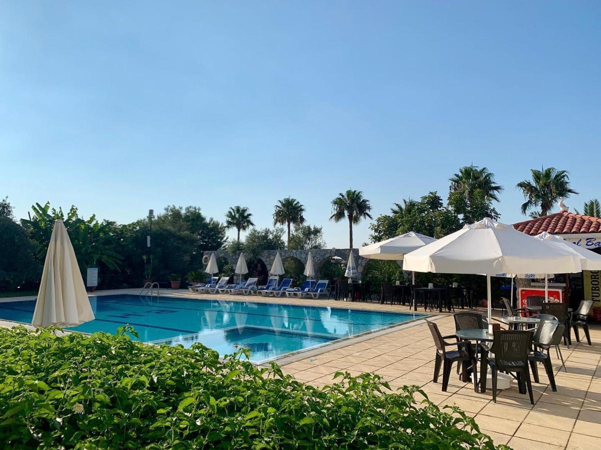 Bare Hill Holiday Apartments Krini Kültér fotó