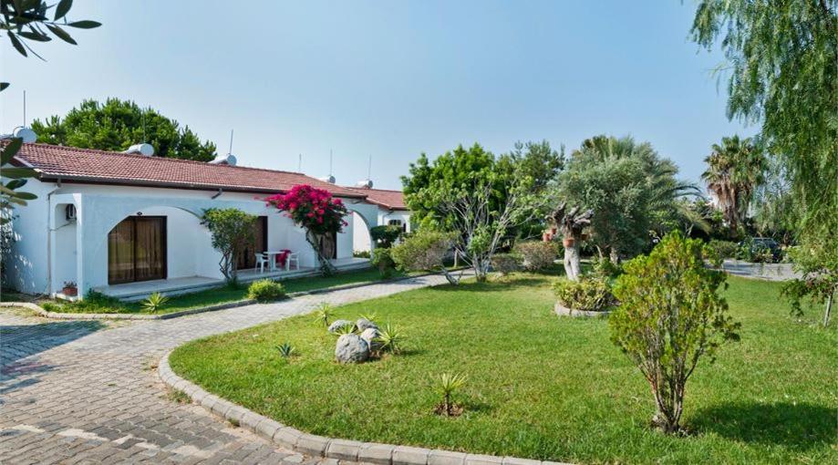 Bare Hill Holiday Apartments Krini Kültér fotó